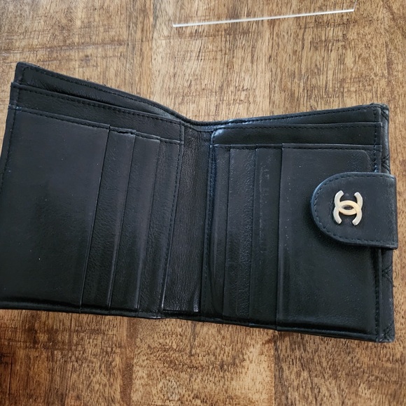 Chanel Quilted Black Leather Small Vintage Wallet - Picture 9 of 13